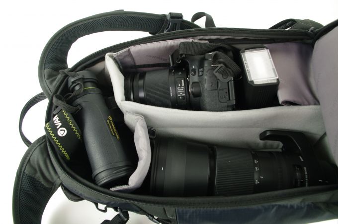 Vanguard Adaptor 48 Backpack open