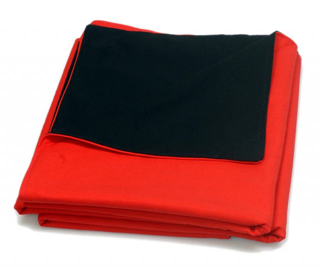 Firstcall Firstcall Focusing Cloth for Large Format Camera black/red