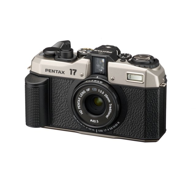 Pentax Pentax 17 Film Camera Dark Silver Kit